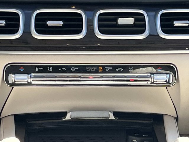 Used 2020 Mercedes-Benz GLS 450 4MATIC image 16