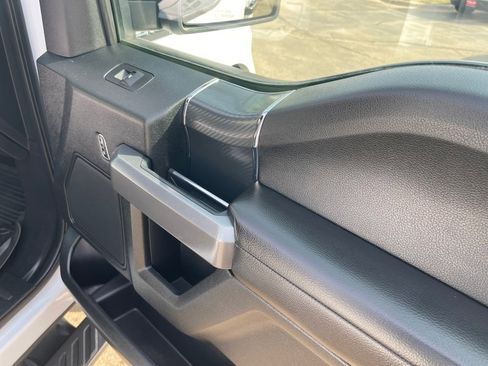 Used 2018 Ford F150 XLT w/ Equipment Group 302A Luxury image 21