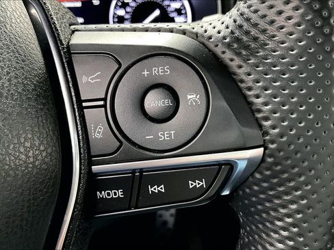 Used 2022 Toyota Avalon Touring w/ Advanced Safety Package FWD image 12