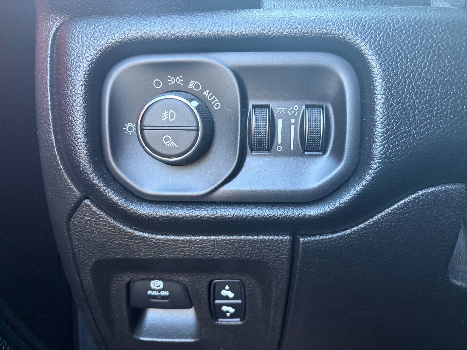 Used 2019 RAM 1500 Rebel w/ Rebel Level 2 Equipment Group AWD/4WD image 26