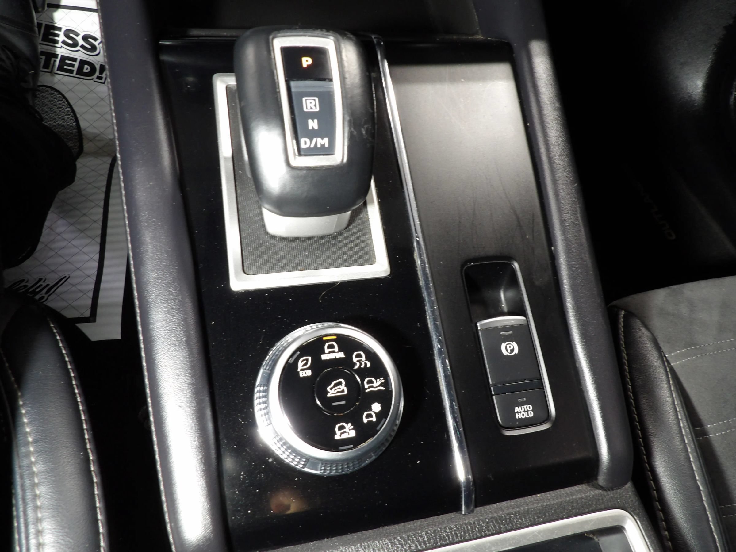 Used 2023 Mitsubishi Outlander ES AWD/4WD image 17