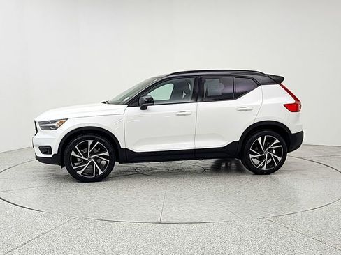 Used 2021 Volvo XC40 T5 R-Design AWD/4WD image 8