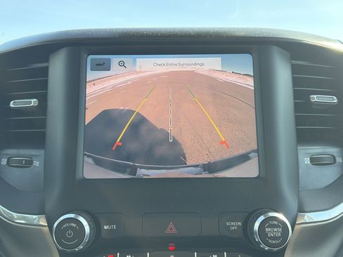 Used 2022 RAM 1500 Laramie image 11