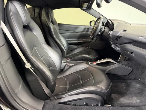 Used 2018 Ferrari 488 Spider RWD image 15
