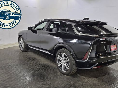 Used 2024 Cadillac Lyriq Tech AWD/4WD image 5