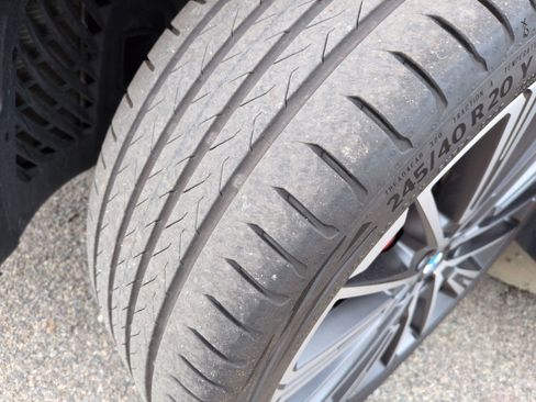 Used 2025 BMW X1 xDrive28i w/ Technology Package image 12