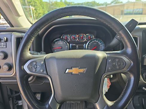 Used 2019 Chevrolet Silverado 2500 LTZ w/ Vortec Plus Package AWD/4WD image 18