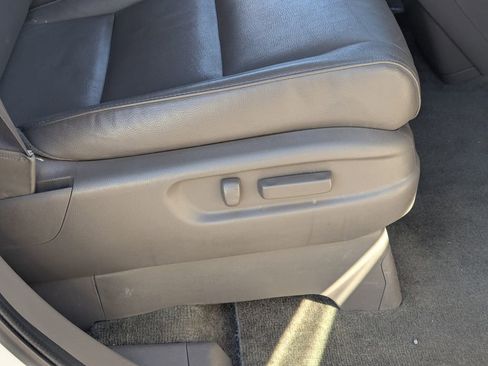 Used 2016 Honda Odyssey Touring image 38