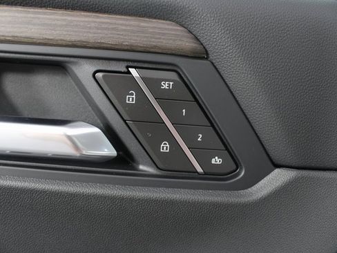 New 2026 GMC Acadia Denali w/ Super Cruise Package image 16