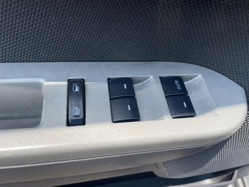 Used 2009 Ford Escape XLT image 10