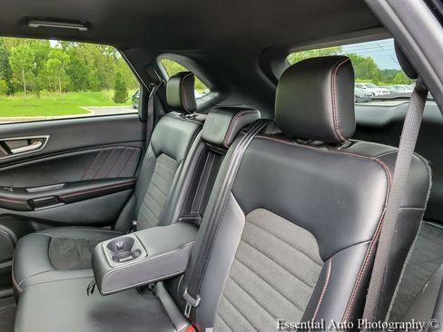 Used 2023 Ford Edge ST-Line AWD/4WD image 11