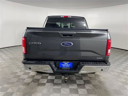 Used 2015 Ford F150 Lariat w/ Trailer Tow Package image 23
