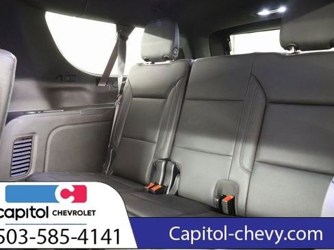 Used 2021 Chevrolet Suburban Z71 w/ Rear Media and Nav Package AWD/4WD image 33