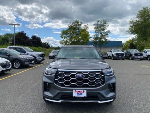 New 2026 Ford Explorer Platinum w/ LUX Leather Package AWD/4WD image 2