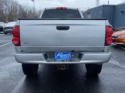 Used 2007 Dodge Ram 2500 Truck SLT image 4