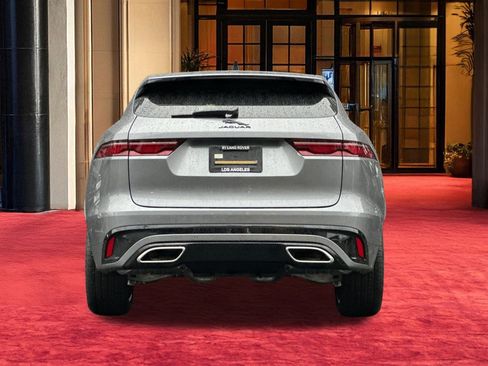 New 2025 Jaguar F-PACE R-Dynamic S image 10