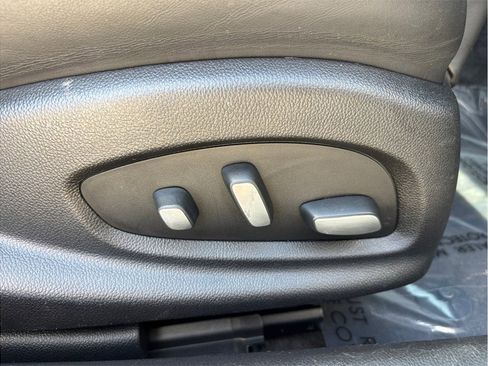 Used 2016 Cadillac CTS V w/ Luxury Package image 48