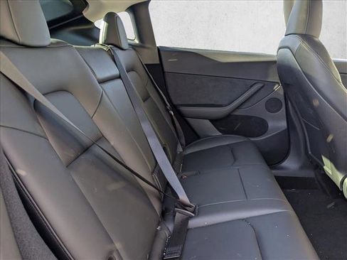 Used 2023 Tesla Model Y Long Range image 16