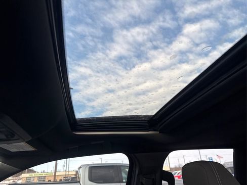 Used 2024 Toyota Tacoma TRD Sport w/ TRD Sport Upgrade Package image 21