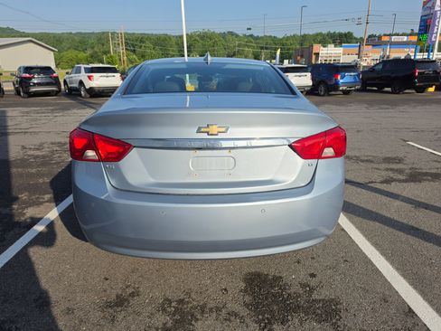 Used 2015 Chevrolet Impala LT w/ Convenience Package FWD image 4