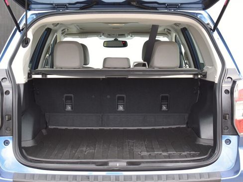 Used 2015 Subaru Forester 2.5i Limited AWD/4WD image 30