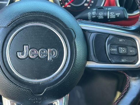 Used 2020 Jeep Wrangler Rubicon w/ Cold Weather Group AWD/4WD image 20