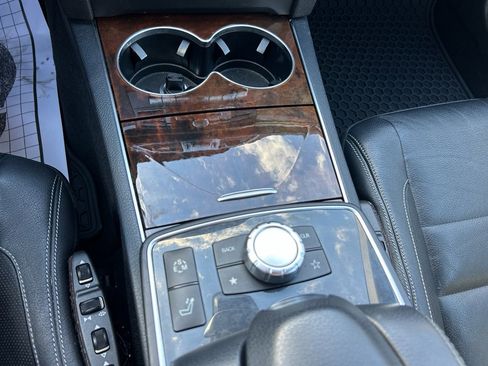 Used 2014 Mercedes-Benz E 350 Cabriolet image 21