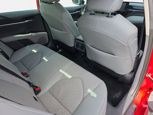Used 2023 Toyota Camry XSE image 11