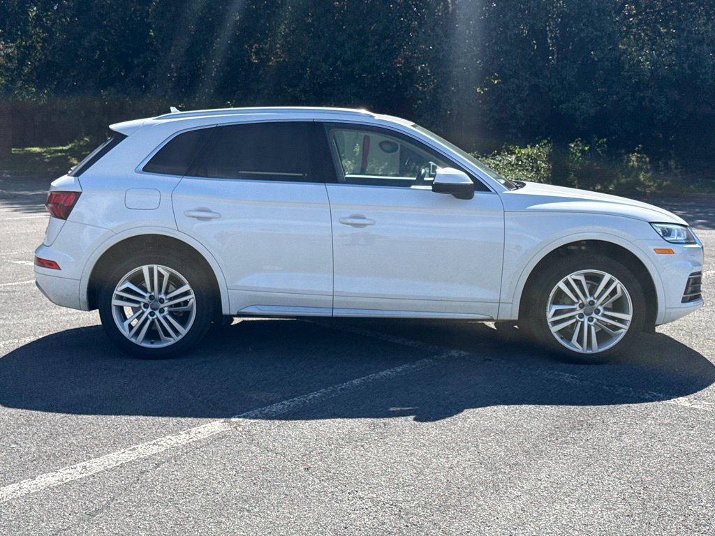 Used 2018 Audi Q5 2.0T Premium Plus w/ Premium Plus Package AWD/4WD image 5
