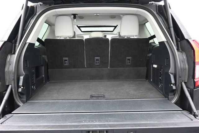 Certified 2025 Ford Expedition Active AWD/4WD image 31