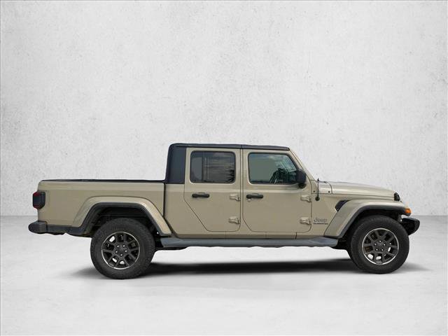 Used 2020 Jeep Gladiator Overland AWD/4WD image 4