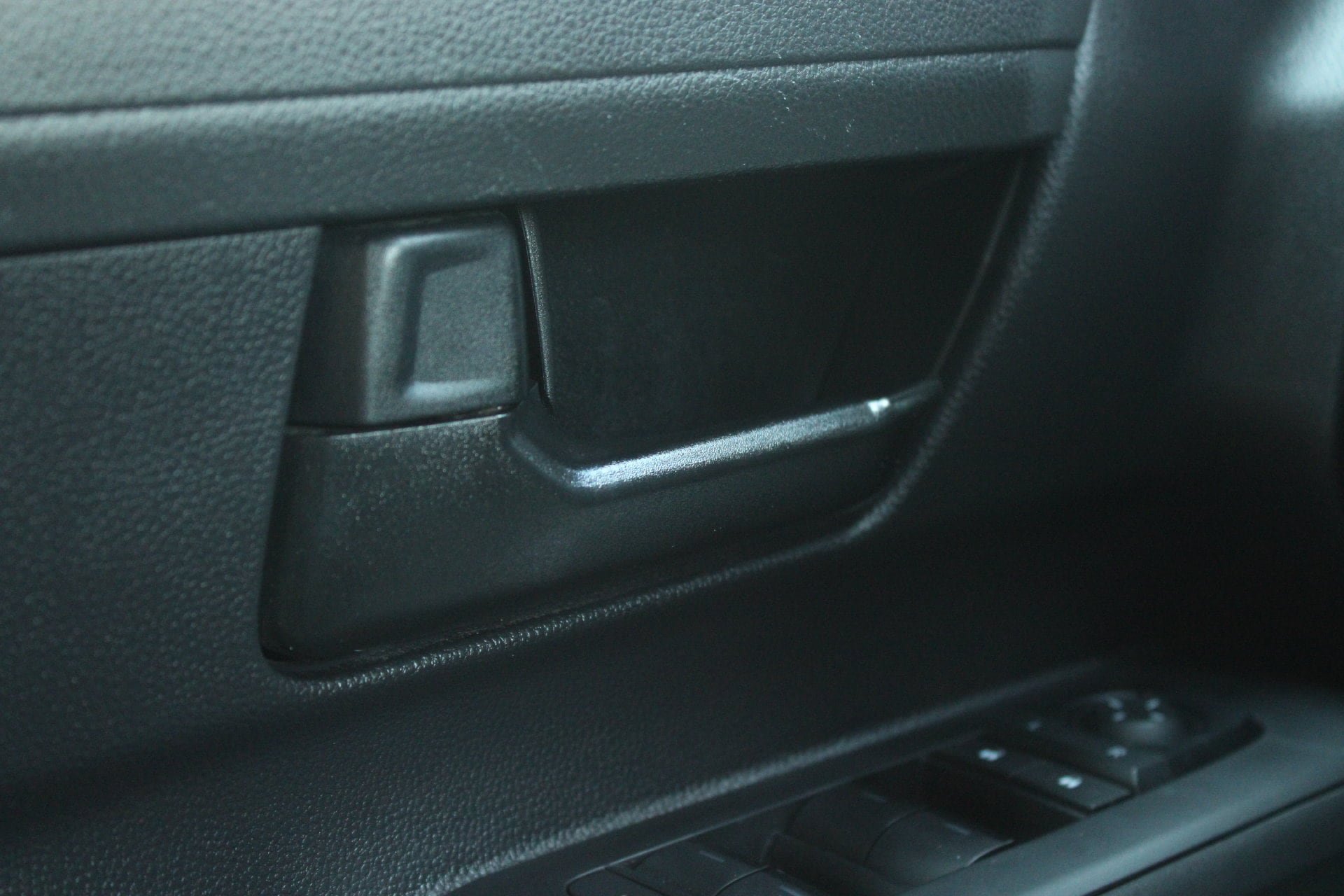 Used 2025 Toyota Tacoma SR5 AWD/4WD image 21