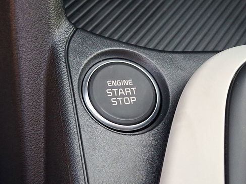 New 2025 Kia K4 GT-Line image 10