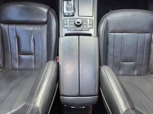 Used 2018 Genesis G80 3.3T Sport image 40