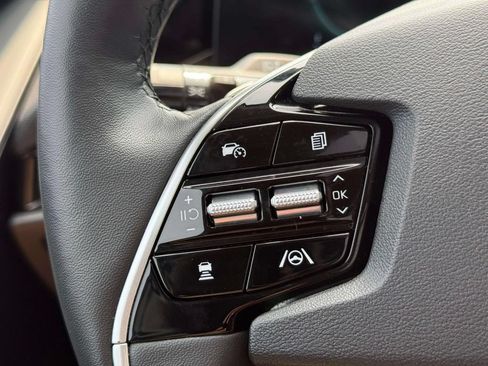 Used 2023 Kia Niro SX Touring FWD image 21
