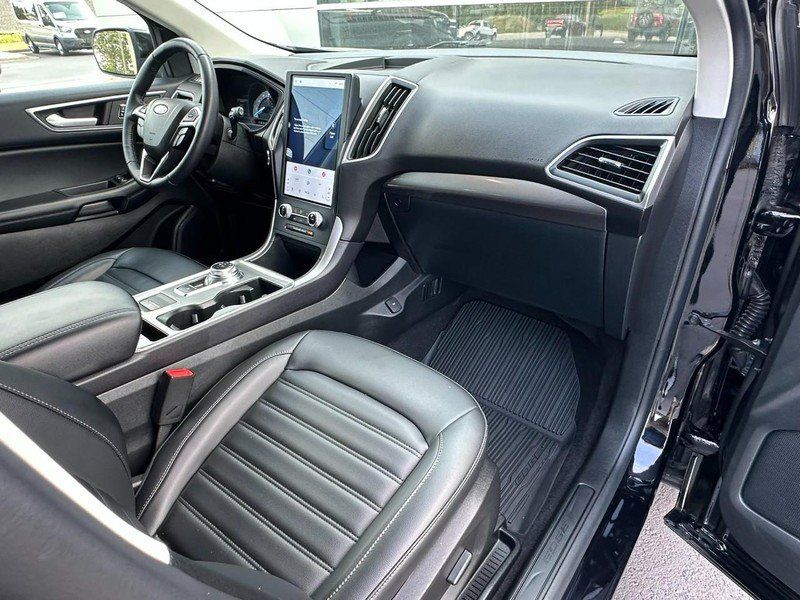 Used 2023 Ford Edge SEL w/ Convenience Package AWD/4WD image 14