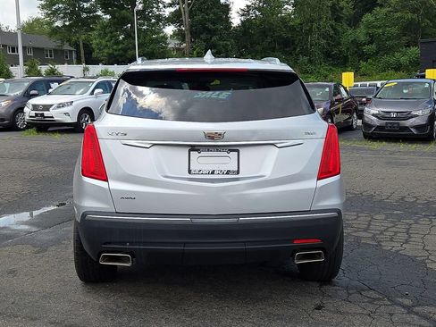 Used 2019 Cadillac XT5 Luxury AWD/4WD image 6