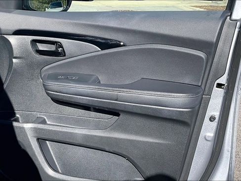 Used 2023 Honda Passport Elite image 49