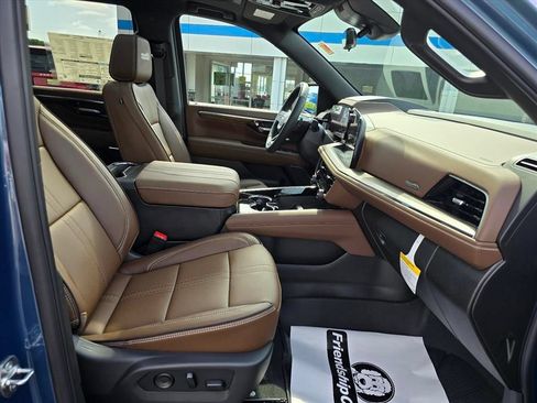 New 2026 Chevrolet Tahoe High Country AWD/4WD image 14