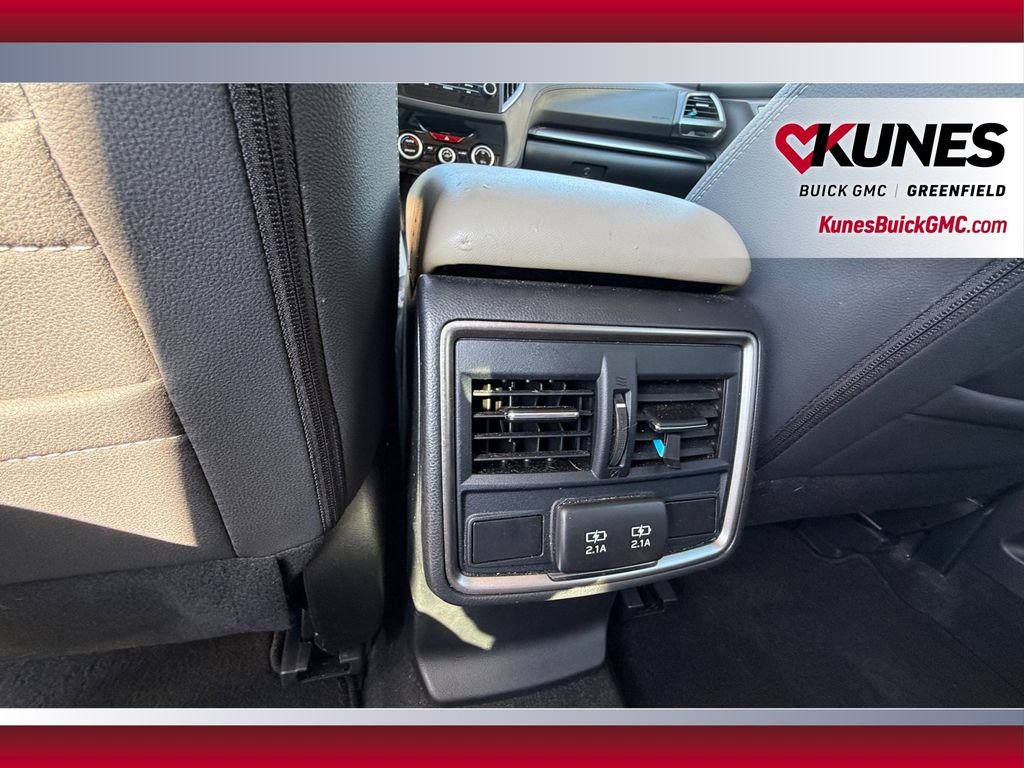 Used 2023 Subaru Forester Premium AWD/4WD image 36