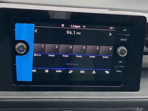 New 2026 Volkswagen Taos SE image 4