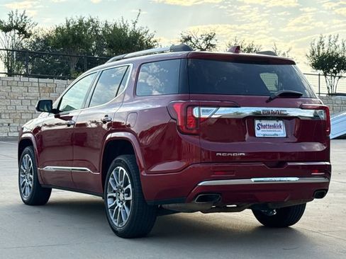 Used 2023 GMC Acadia Denali w/ Denali Ultimate Package FWD image 6