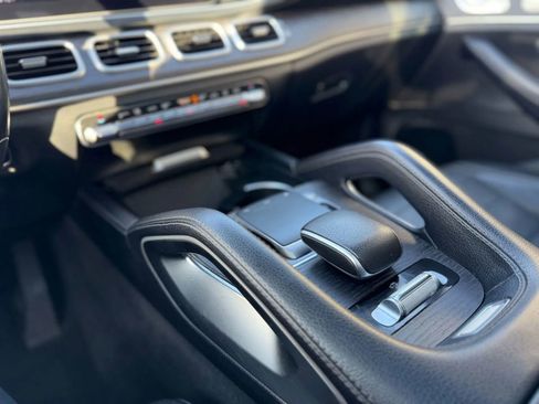 Used 2020 Mercedes-Benz GLS 450 4MATIC image 36