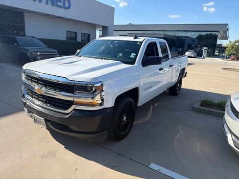 Used 2019 Chevrolet Silverado 1500 W/T w/ WT Convenience Package AWD/4WD image 3