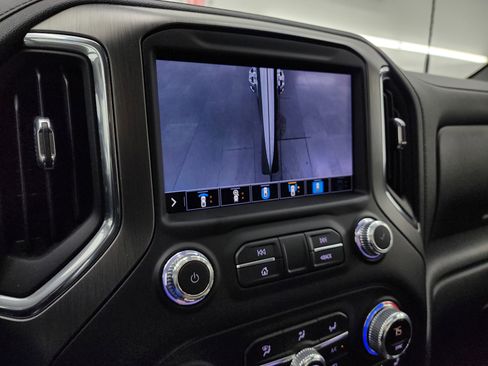 Used 2022 GMC Sierra 3500 Denali w/ Denali Ultimate Package image 23