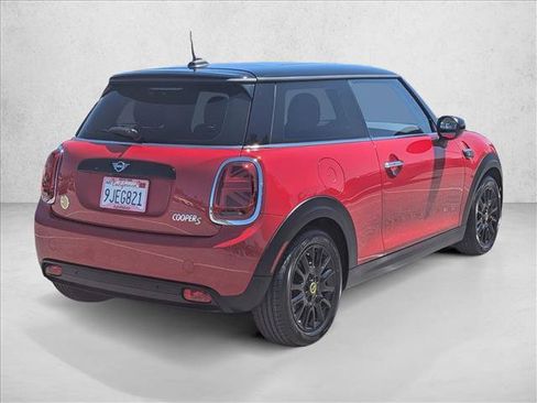 Used 2023 MINI Cooper SE FWD image 5