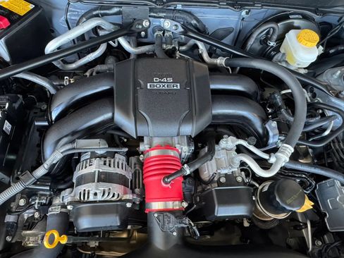 Used 2025 Toyota GR86 Premium w/ ALL Weather Mat Package (TMS) RWD image 40