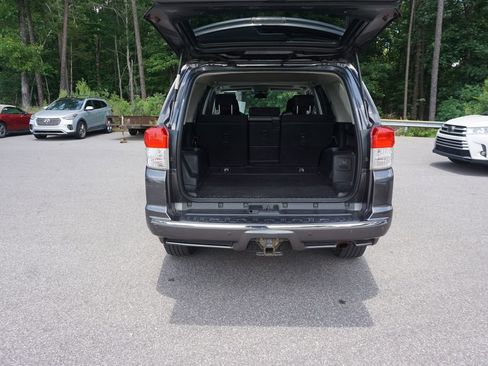 Used 2010 Toyota 4Runner SR5 AWD/4WD image 13