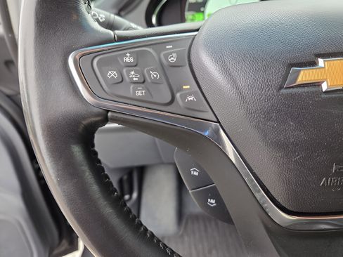 Used 2019 Chevrolet Bolt Premier w/ Infotainment Package image 10