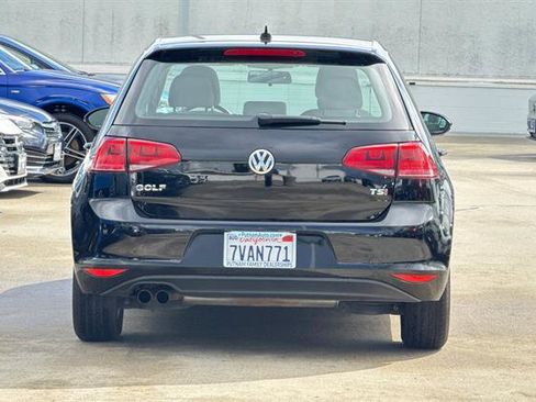 Used 2016 Volkswagen Golf S image 4